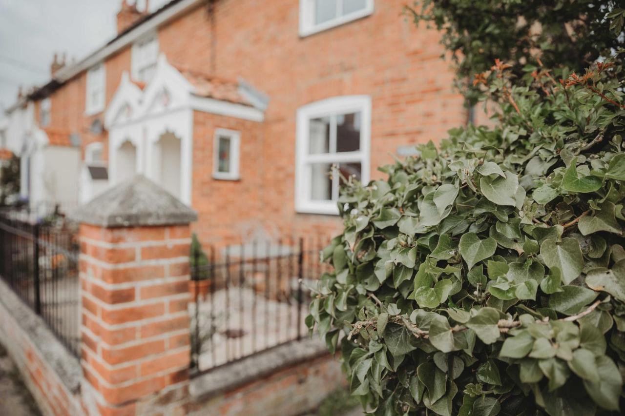 Hazel'S Villa Leiston Exterior photo